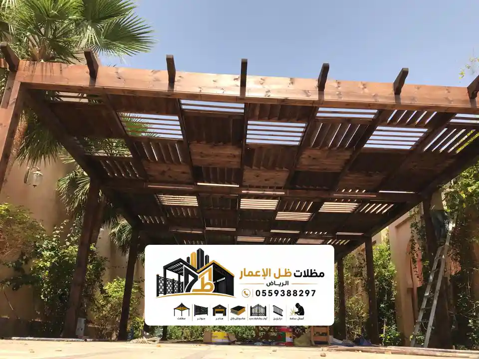 مظلات خشبية للسيارات